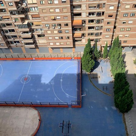 Habitacion Con Cama Individual, Piso Compartido En Avenida Blasco Ibanez Valencia Kültér fotó