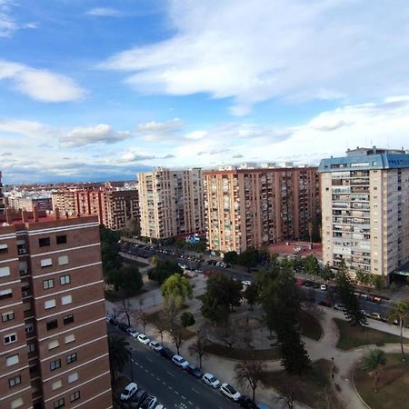 Habitacion Con Cama Individual, Piso Compartido En Avenida Blasco Ibanez Valencia Kültér fotó