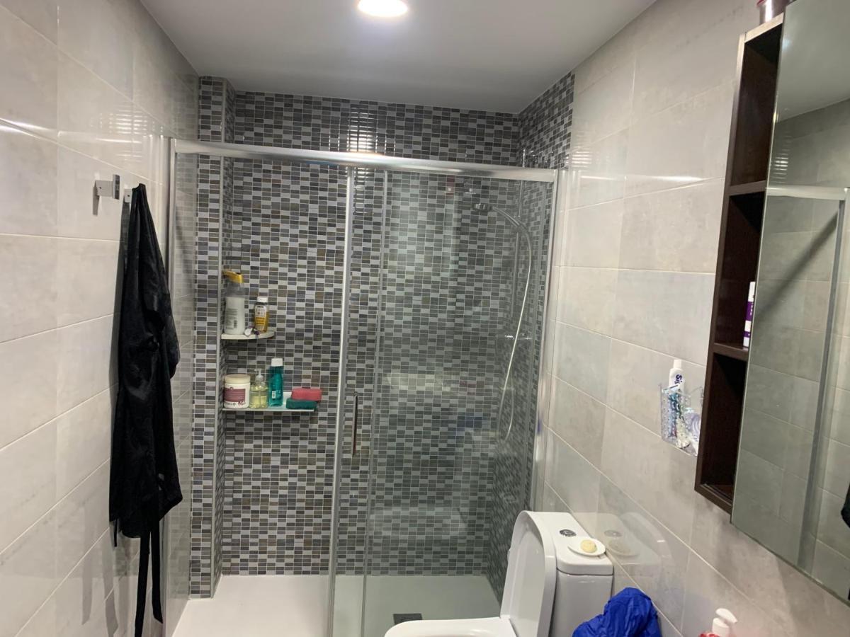 Habitacion Con Cama Individual, Piso Compartido En Avenida Blasco Ibanez Valencia Kültér fotó