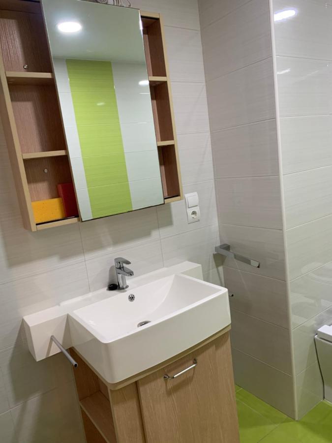 Habitacion Con Cama Individual, Piso Compartido En Avenida Blasco Ibanez Valencia Kültér fotó