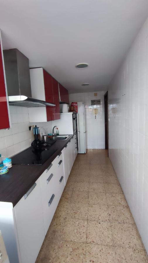 Habitacion Con Cama Individual, Piso Compartido En Avenida Blasco Ibanez Valencia Kültér fotó